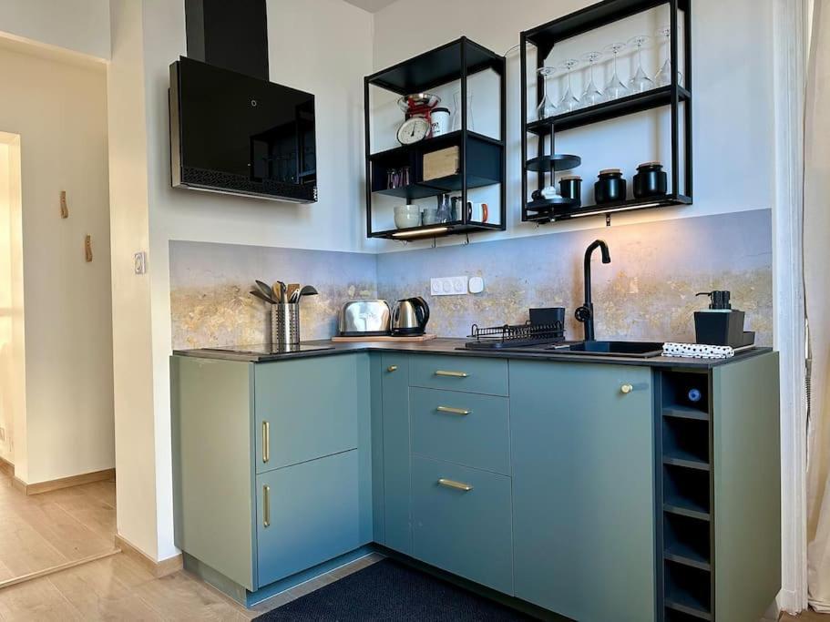 Appartement Le Lutz à Nîmes Extérieur photo